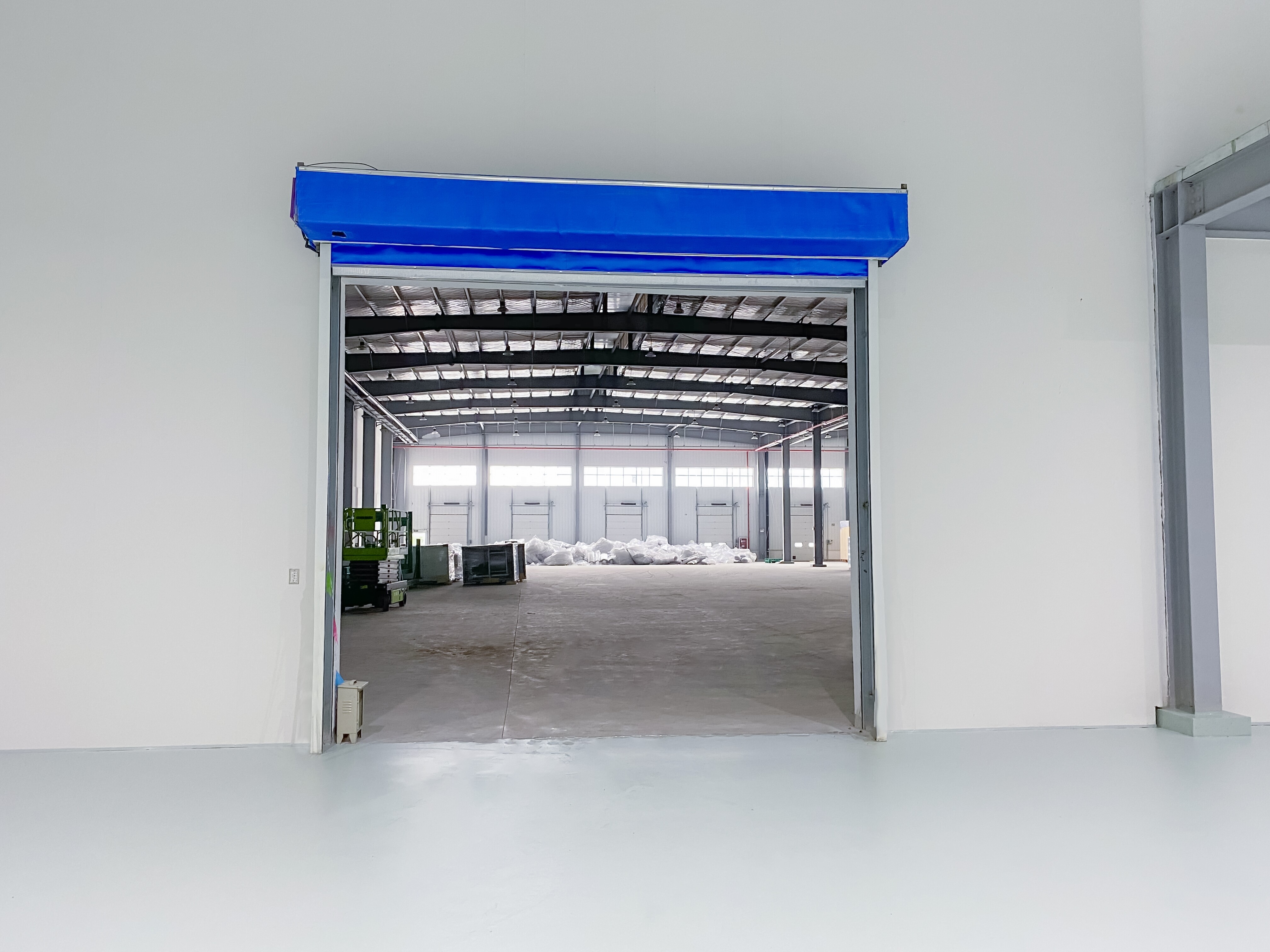 电动卷帘门没电了怎么办 三个步骤应对困境