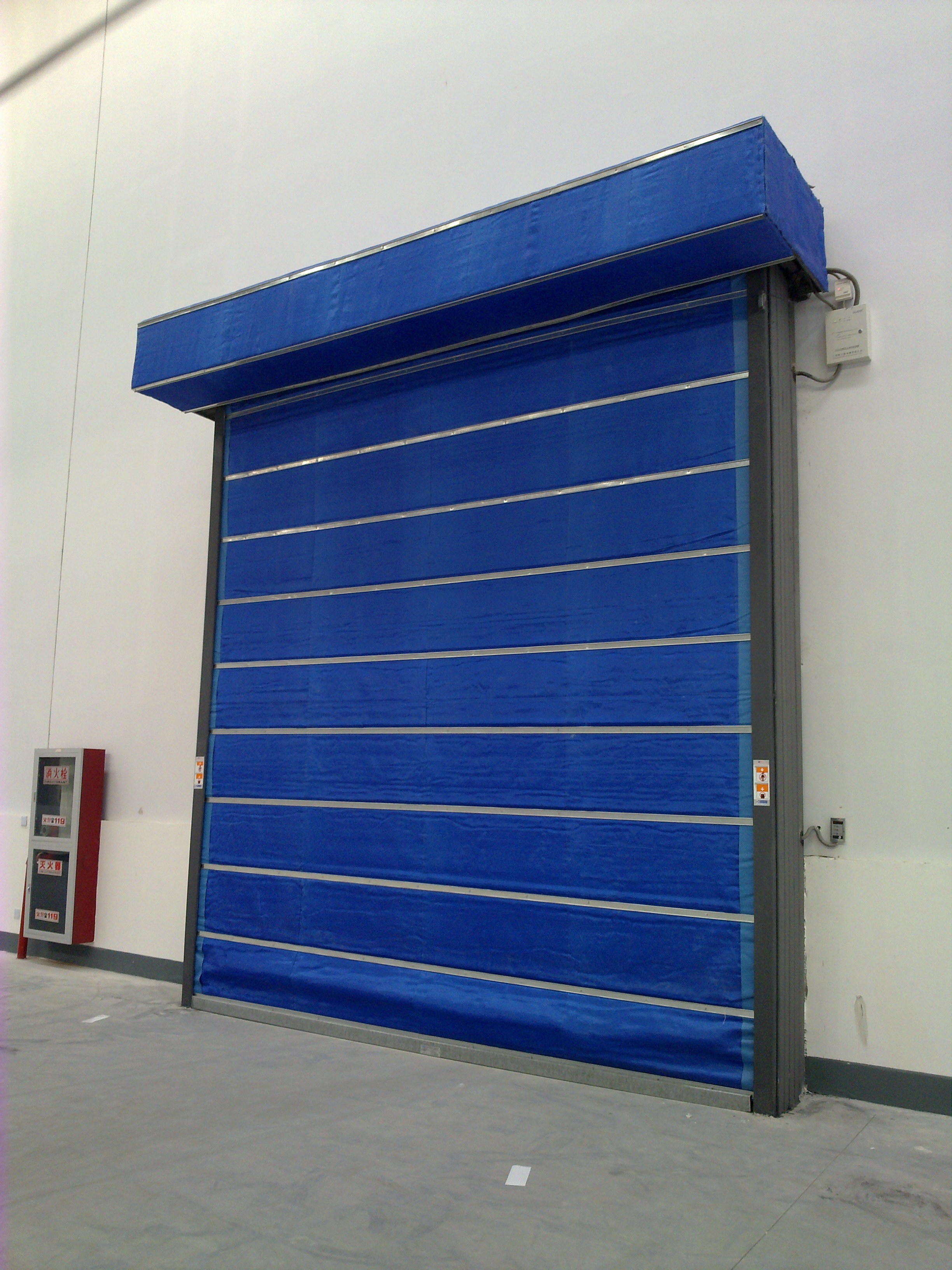 防火卷帘多少钱一平方？防火卷帘的作用有哪些？